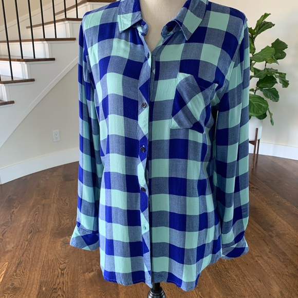 Rails Women's Hunter Plaid-Check Button-Down Shirt - Picture 3 of 8